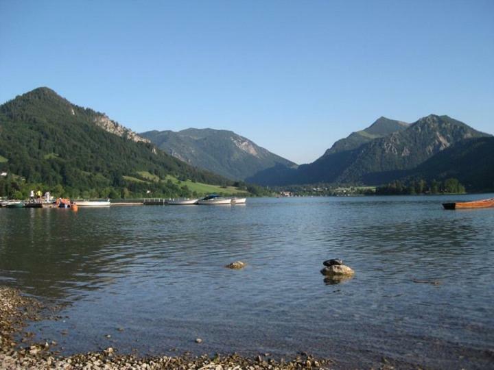 Wohnung Edelweiss - Wohnen Auf Zeit - Homeoffice - Nah Am See - Buchbar Ab 28 Naechte Schliersee Eksteriør bilde